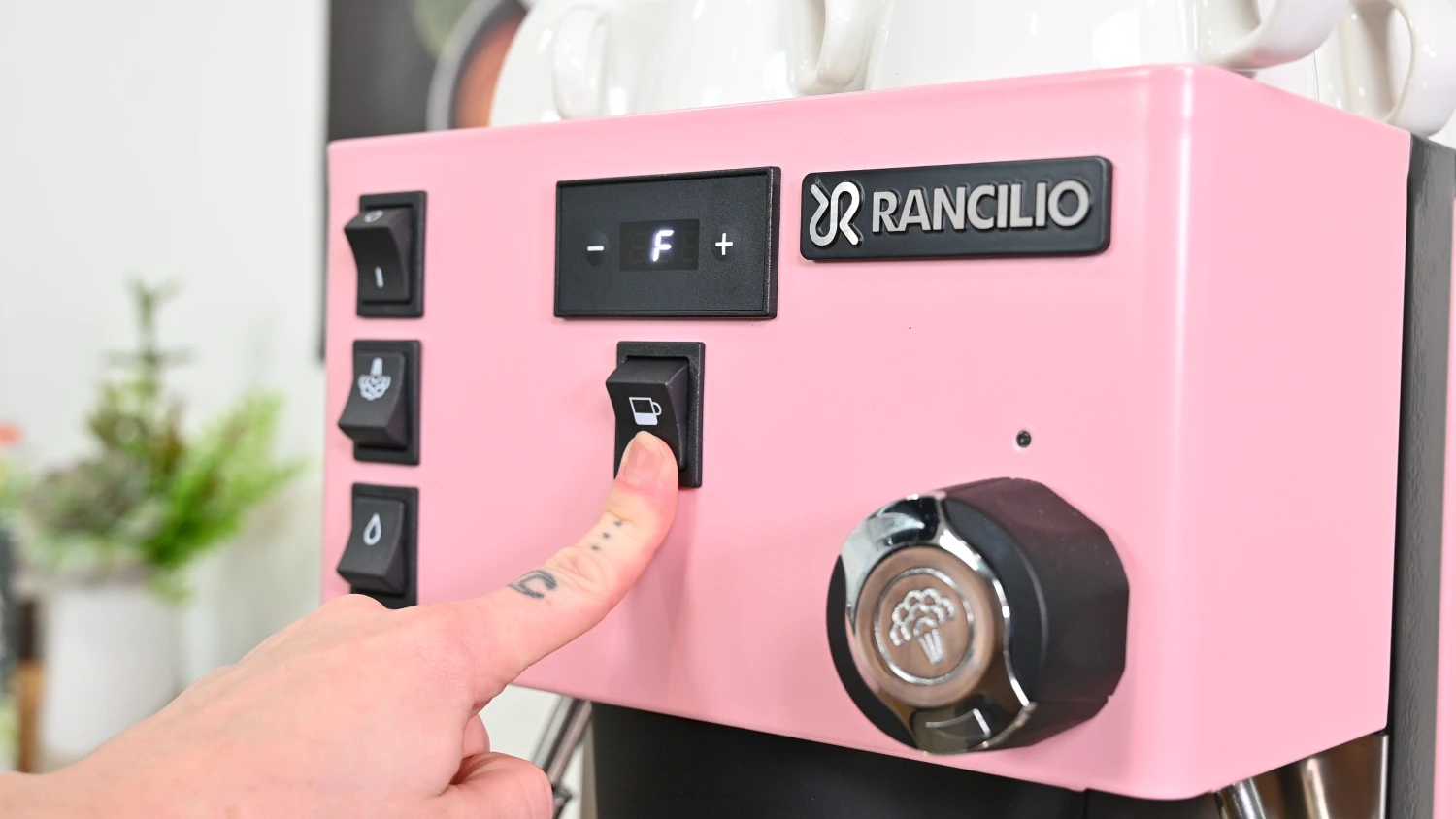Rancilio Silvia Pro X Dual Boiler Espresso Machine In Pink 4 Rancilio Silvia Pro X Dual Boiler Espresso Machine In Pink - Image 2