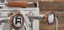 Rocket Espresso R Cinquantotto Espresso Machine - Walnut Accents -Coffee Machine IMG 4478