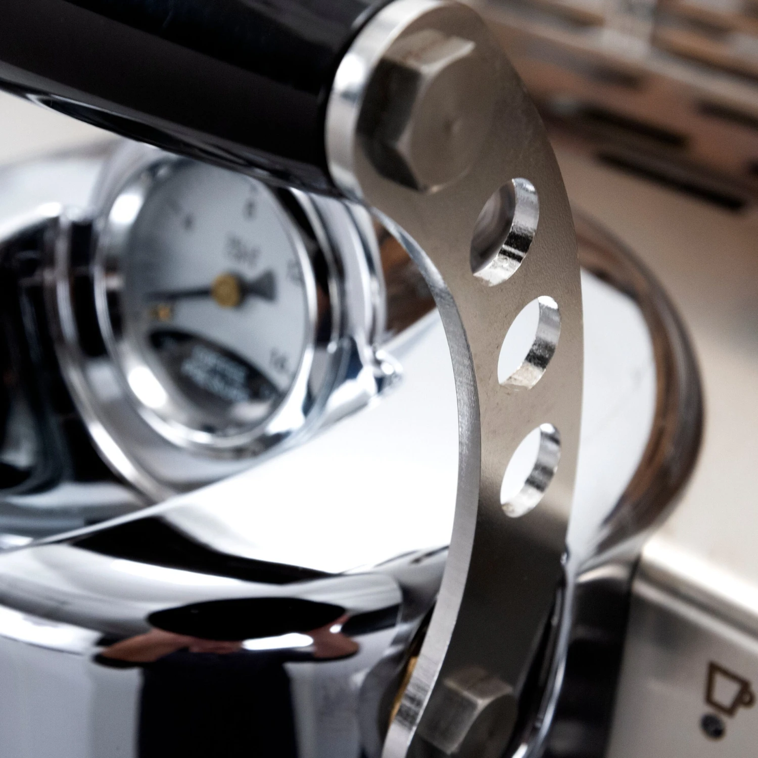 Dalla Corte Mina Espresso Machine (110v) - Country Green 10 Dalla Corte Mina Espresso Machine (110v) - Country Green - Image 8