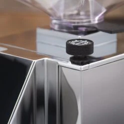 Eureka Mignon Silenzio Espresso Grinder In Gourmet Green 13 Eureka Mignon Silenzio Espresso Grinder In Gourmet Green -Coffee Machine IMG 6921 4bfed786 db22 4397 84f0 95257ccc12c7