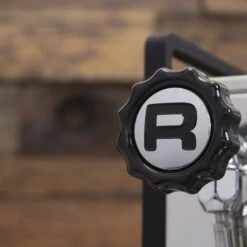 Rocket Espresso Mozzafiato Cronometro V Nera Espresso Machine -Coffee Machine IMG 8254