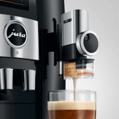JURA J8 Super-Automatic Espresso Machine - Piano Black -Coffee Machine J8 emo det PB SweetFoam PFFF en