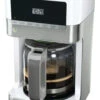 Braun KF6050WH BrewSense Coffee Maker In White -Coffee Machine KF6050 BrewSense WHITE US Topview withCoffee onBlack1