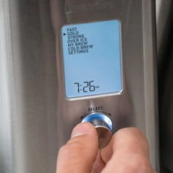 The Breville Precision Brewer® Glass -Coffee Machine PrecisionBrewerGlass SelectorKnob jpg