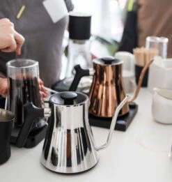 Fellow Stagg EKG 0.9L Kettle - Polished Copper 9 Fellow Stagg EKG 0.9L Kettle - Polished Copper -Coffee Machine TG7A2297kettles 93a0f0bb 2943 409a 9736 bff7e442f0c9